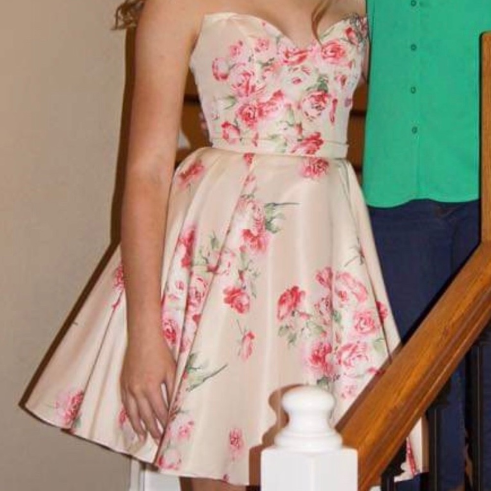 Sherri Hill Homecoming Dress